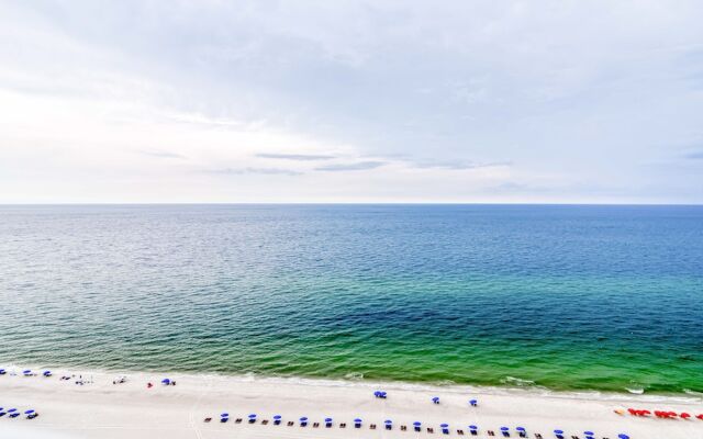 Clnd2101 4 Bedroom Condo