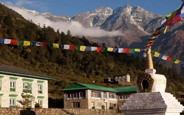 Yeti Mountain Home Phakding