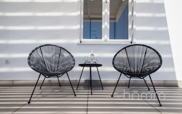 37.5m² homm Penthouse in Athens with 43m² Terrace