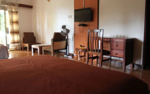 Serene Guesthouse, Entebbe