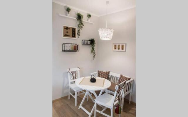 Isidorou Suite Xanthi