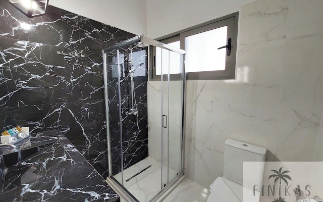Finikas Suites & Apartments by Airstay