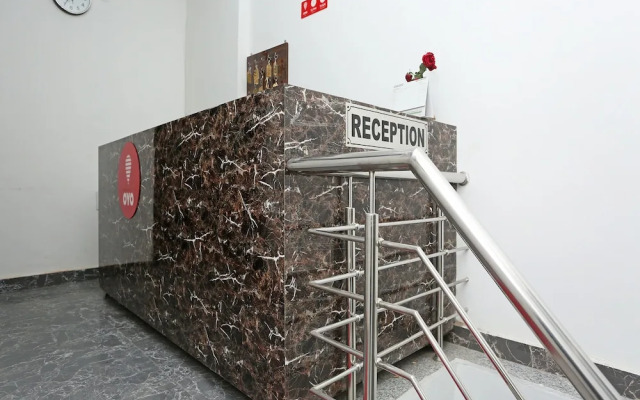 OYO 11405 Hotel Tej Palace