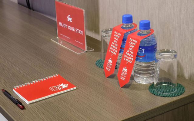 ZEN Rooms Zobel Roxas Street Makati