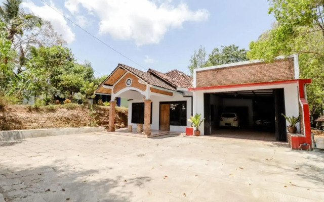 Arindra Homestay