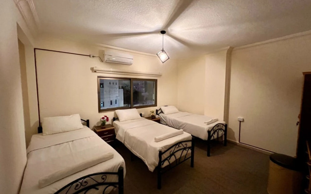 Raqeem Hostel