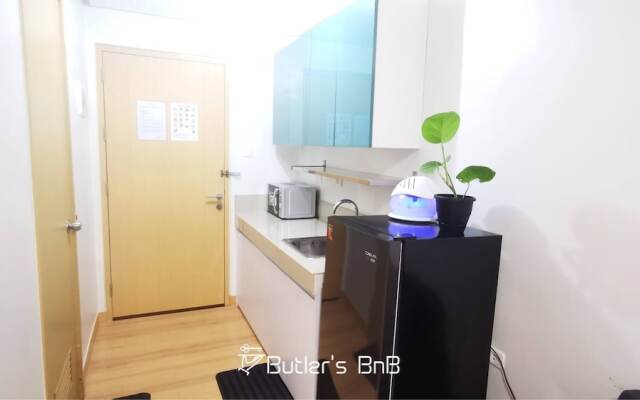 Room-butler's Bnb B Trees Residences Qc