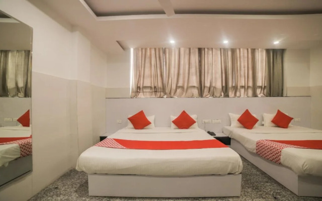 Royal Town Paschim Vihar By OYO Rooms