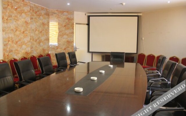 Elong Anyun Hotel (Shangqiu Finance Bureau)