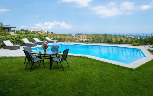 Villa Olympia VIP