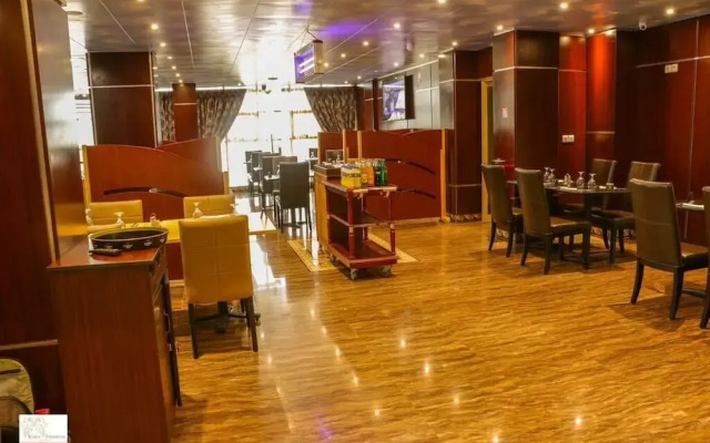 Noubou International Hotel Akwa