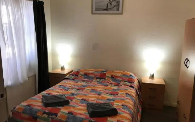 Adelaide City Fringe Serviced Apartments
