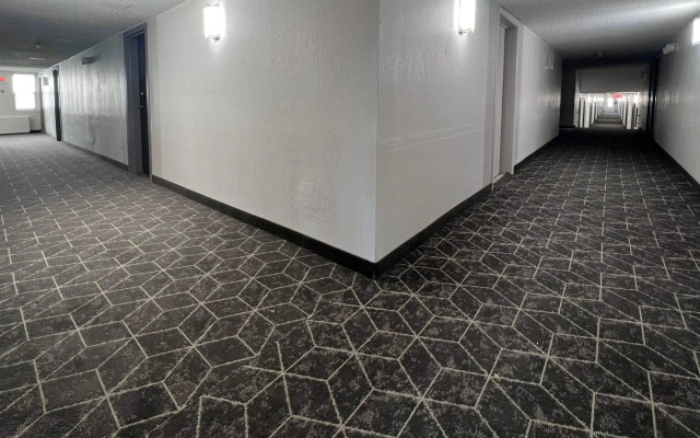 Days Inn by Wyndham Manitowoc