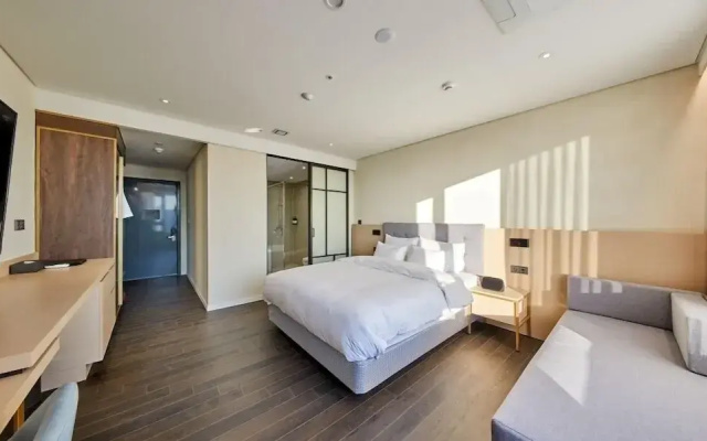 Gwangju H1 Hotel