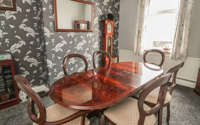 Summerfield House