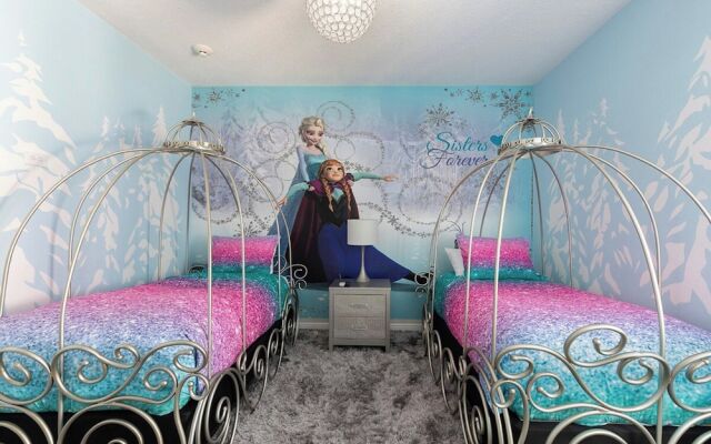 Magic Villa in Kissimmee with Private Pool