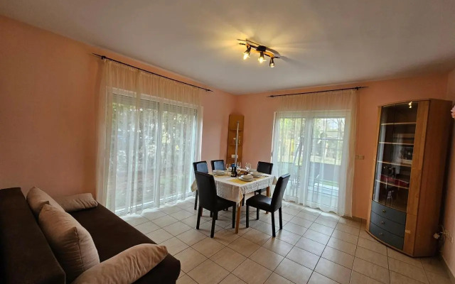 Easy Apartmanhaz