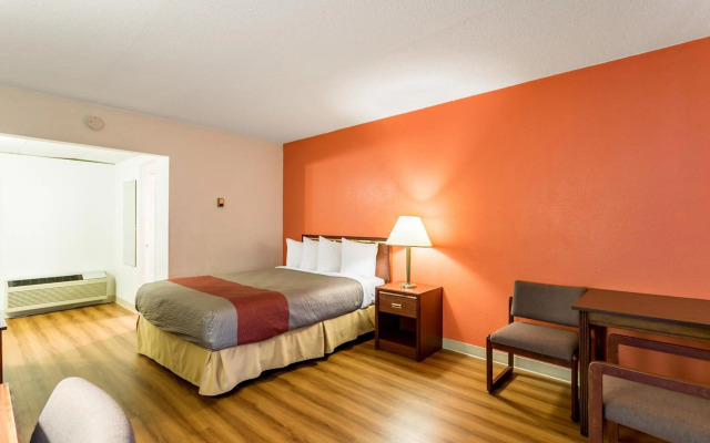 Motel 6 Butte, MT - Historic City Center