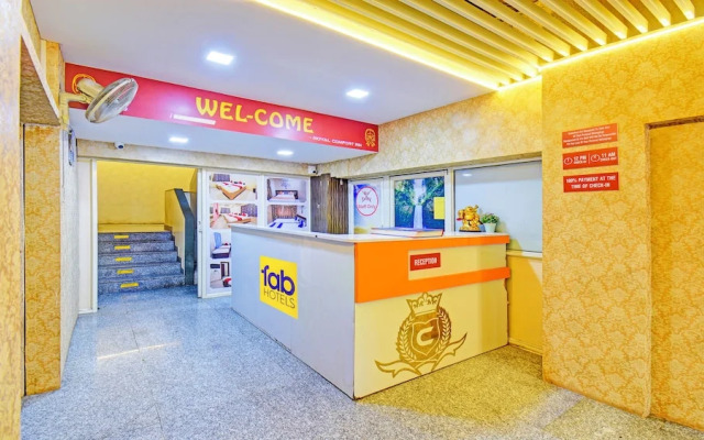 Fabhotel Executive pearl Inn - Nr Twin tower