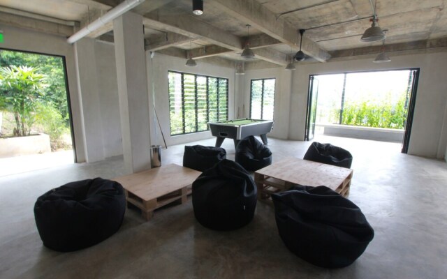 Anani Villa