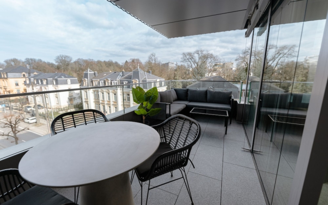 Inviting 2BR Apt in Ville Haute District