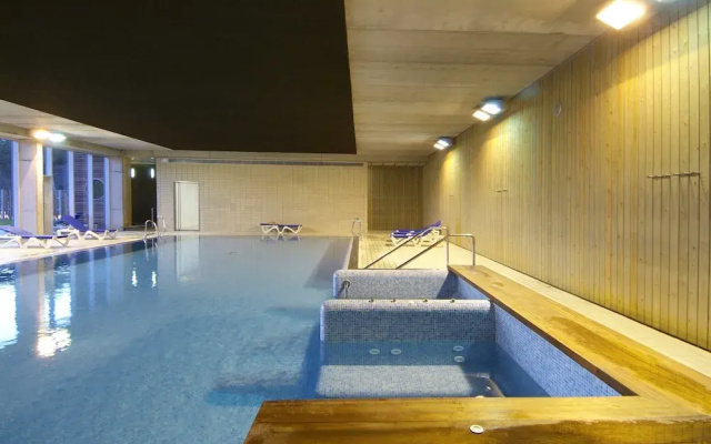 Chalet With air Conditioning on Beautiful Park