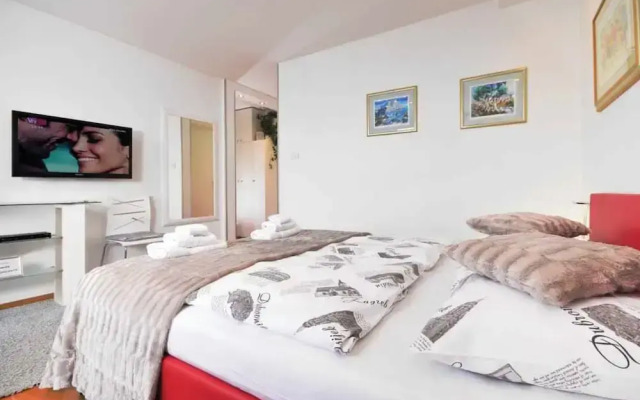 New Cozy Penthouse With Panoramic View