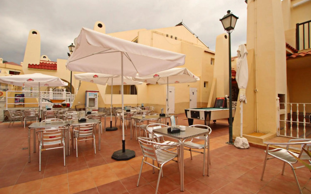 HeatedPool 4 bedrm 200m of Best Beach Tenerife WiFi