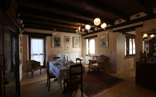 Golden Spur Cottage