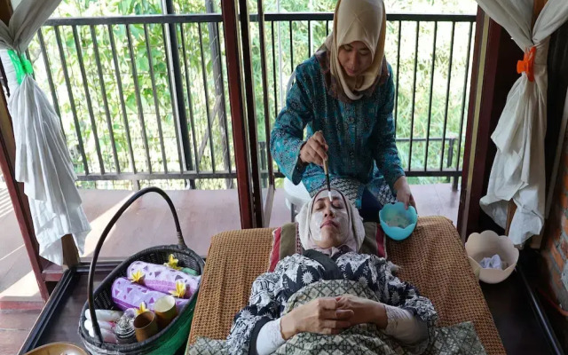 NILA HOUSE, Sharia Family Home Stay