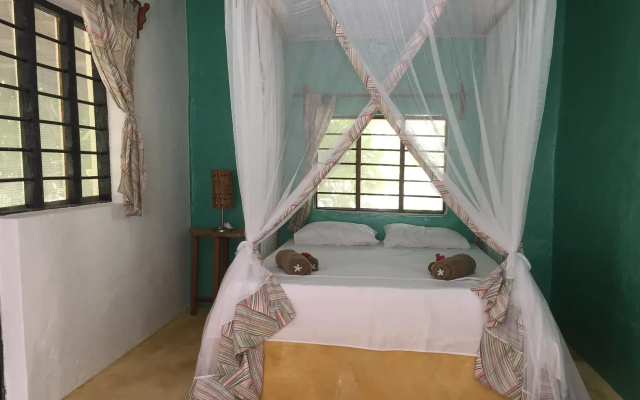 Garden Beach Bungalows