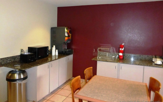 Red Roof Inn Murfreesboro