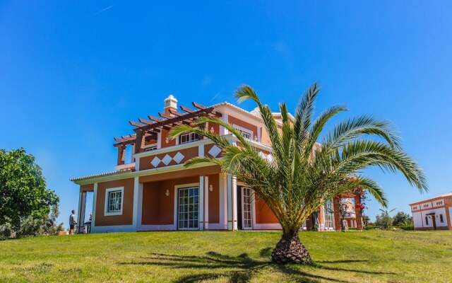 Colina Luxury Villas