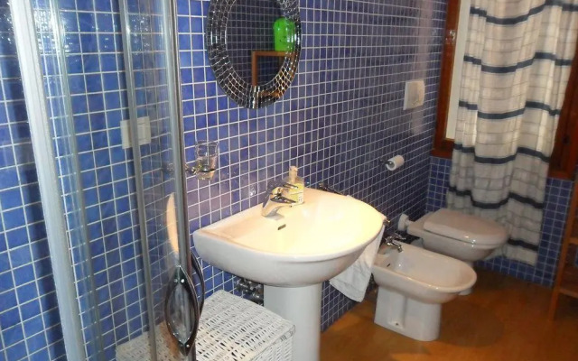 Sunny Venice Apartment