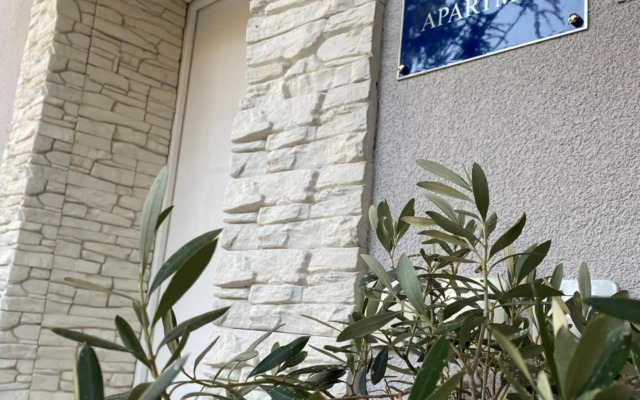 “Bear Hill” Apartments