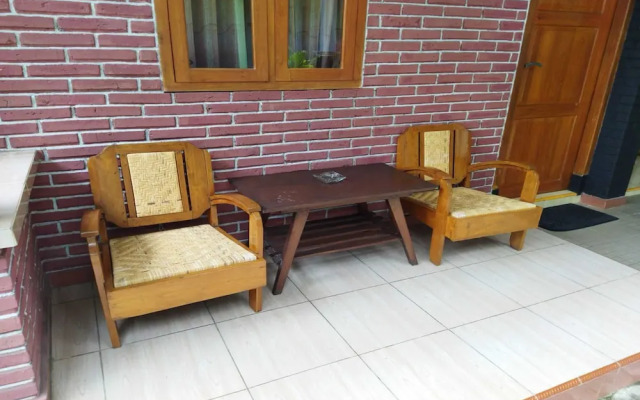 Wimbo Hotel Borobudur