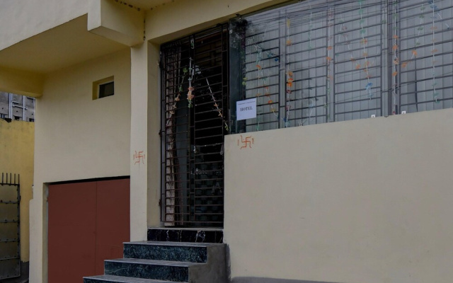 Classic With Balcony Mourigram Near Andul Road