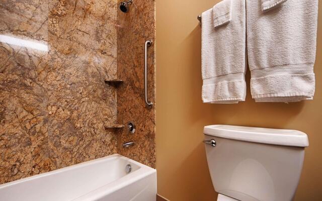 Best Western Plus Lacey Inn & Suites