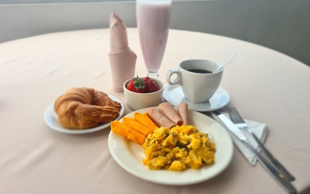 Hotel & Suites Gonsalez Suarez Quito