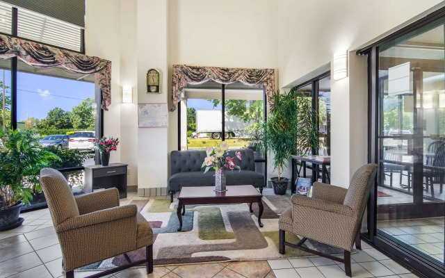 Econo Lodge Garner - Raleigh