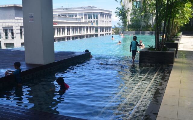 Imago Loft Residences KK