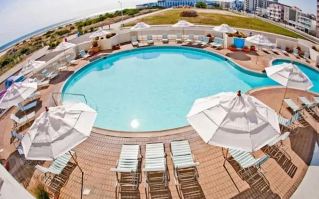 Port Royal Oceanfront Hotel