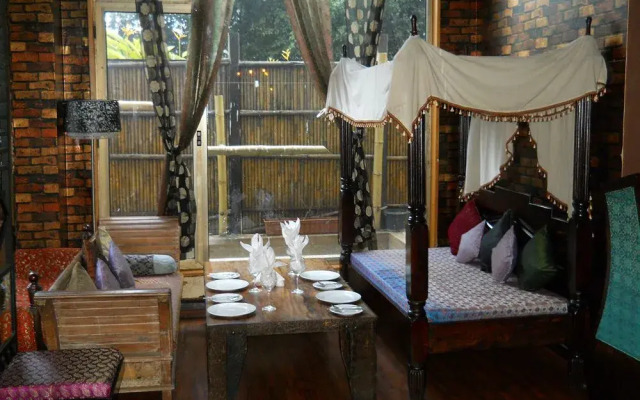 Capital O 15501 Hotel Regency