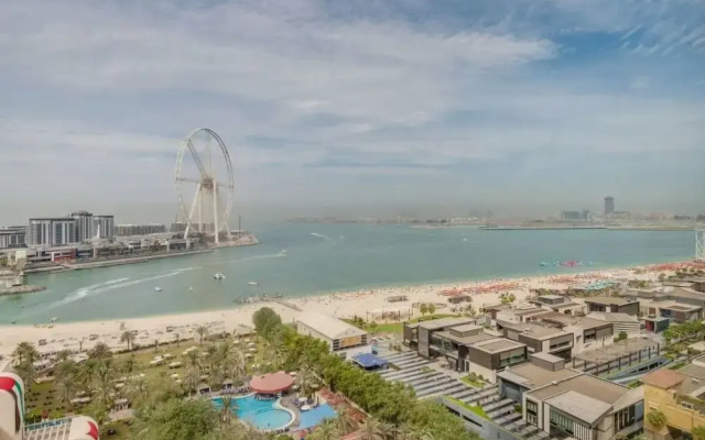 Ocean Facing Apt In Jbr Walk To The Beach