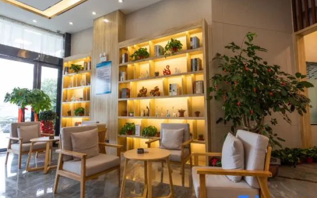 Qingmu Select Hotel (Jintan No.4 Middle School Yaoban Branch)