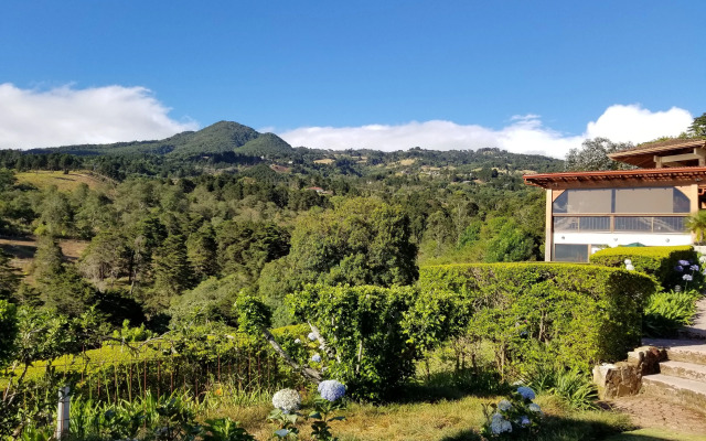 Finca Paraiso Mountain Retreat