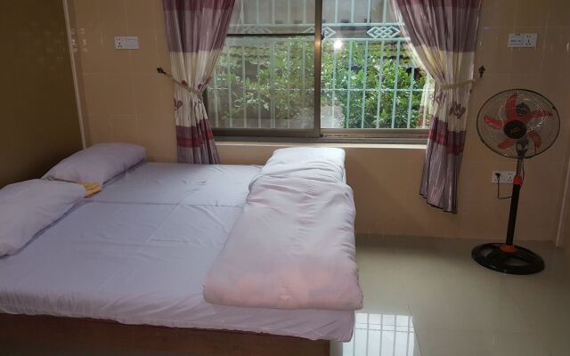 Red Dragon Hotel Hsipaw