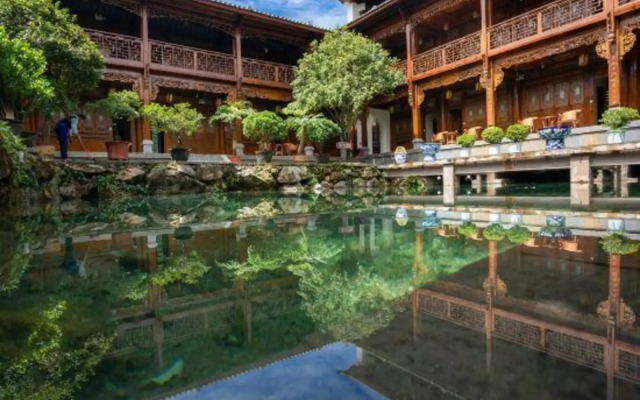 Heqing Cunshi Manor · YouRan Residence