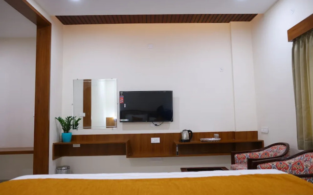 Nanda Mohan Residency