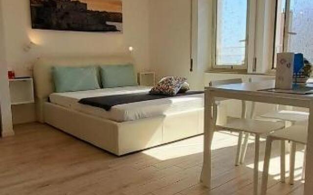 BARBARA Classy Apartment 102